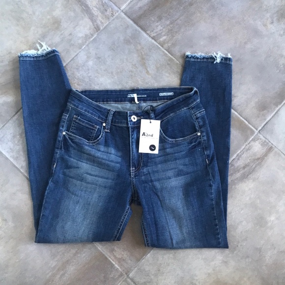 SALE‼️🆕💙A’2nd BY SPECIAL A CROPPED SKINNY 👖💙 - Picture 2 of 3